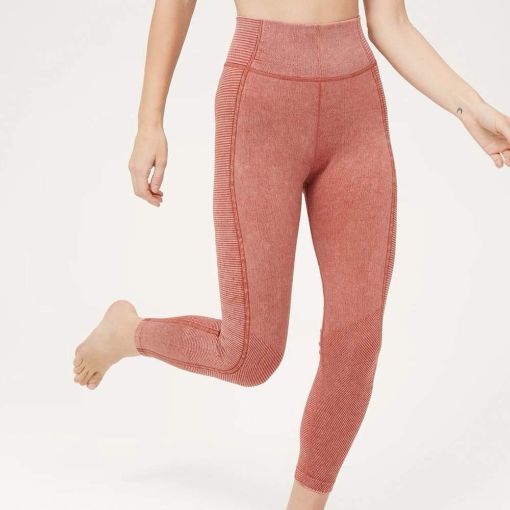 Offline By Aerie Leggings Sz M